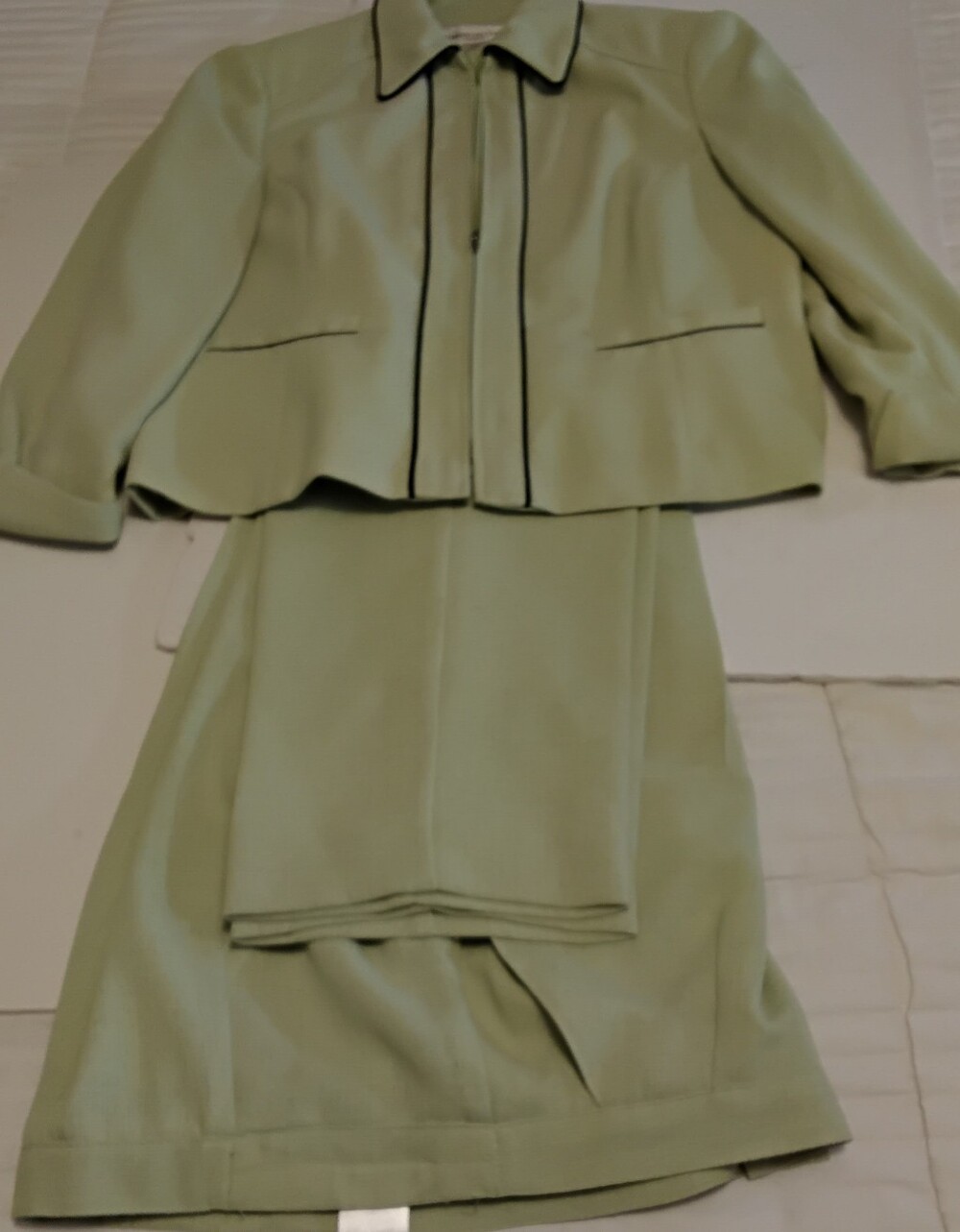 Conrad C Proportion Petite 2 Piece Suit Set Sage Green Jacket 12P Pants  8P